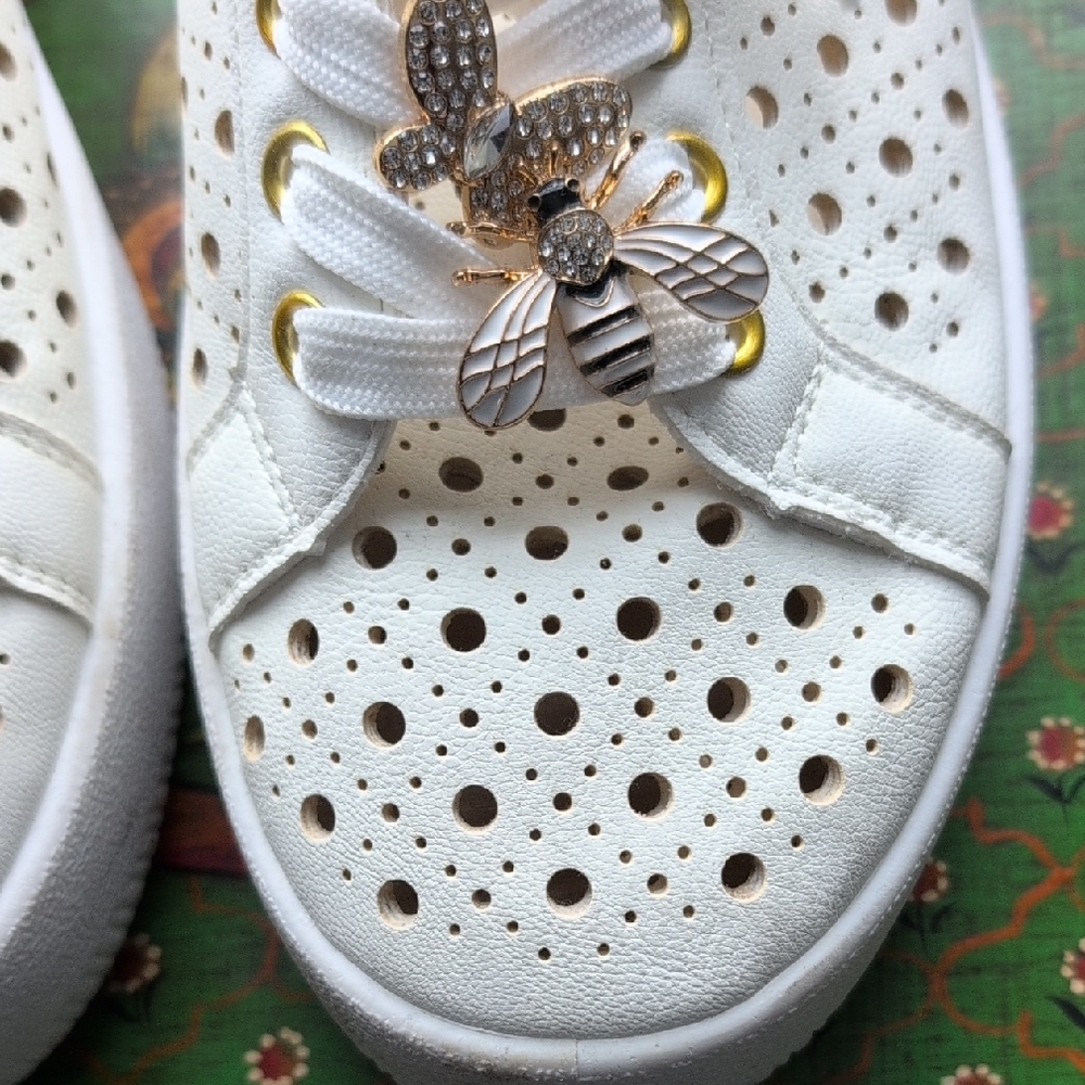 DV by Dolce Vita White Laser-Cut Sneakers with Gold Bee Charms - Picture 3 of 9